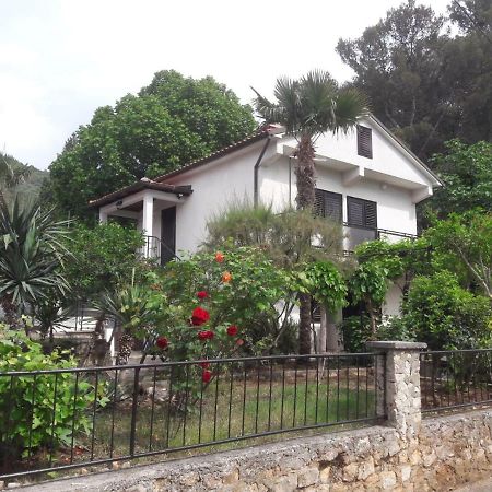 Apartman Barbara Cres Exterior photo
